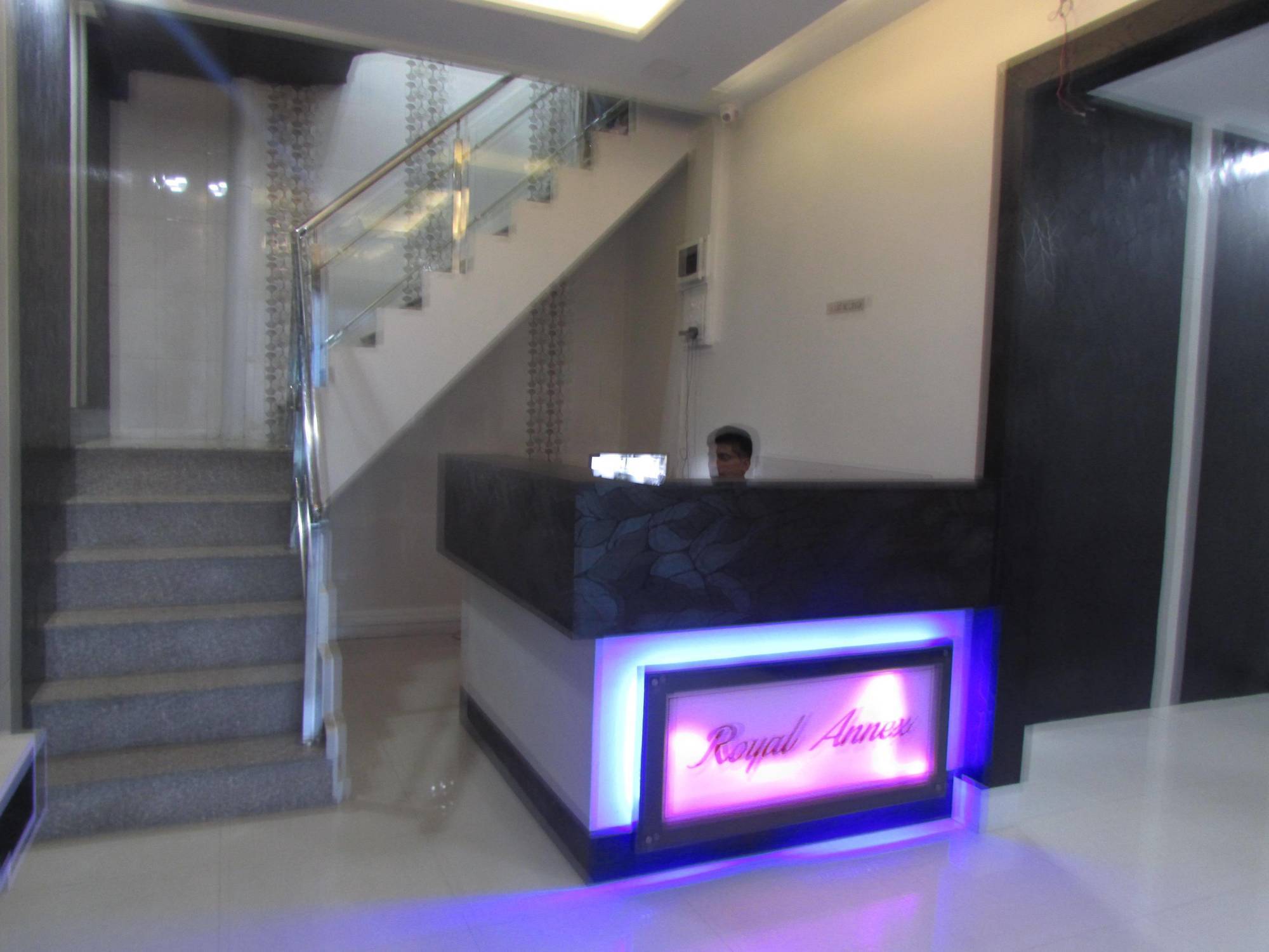 Hotel Royal Annex Bombay Esterno foto