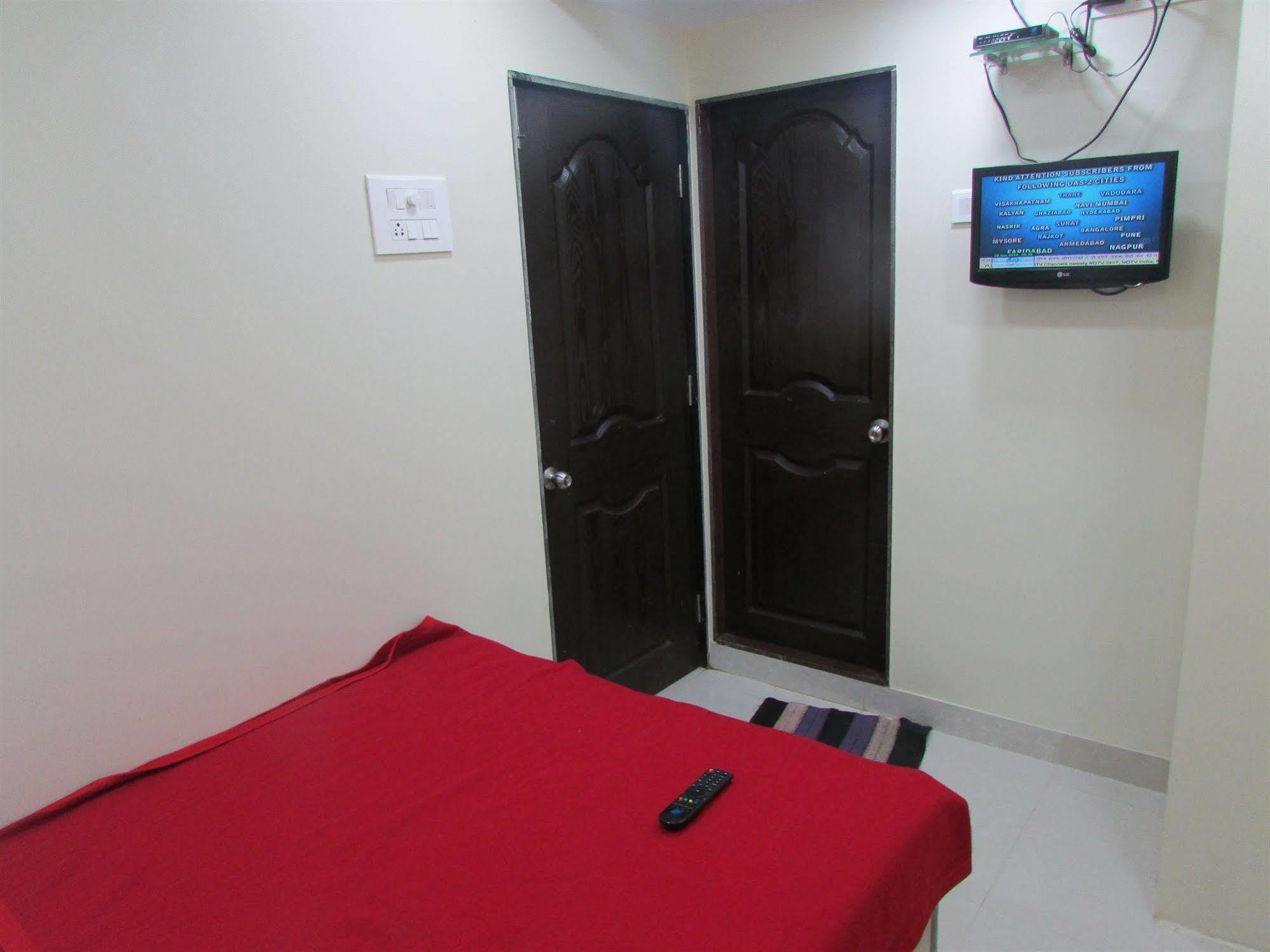 Hotel Royal Annex Bombay Esterno foto
